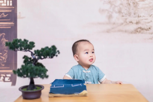 阿里二个月宝宝做哪些训练